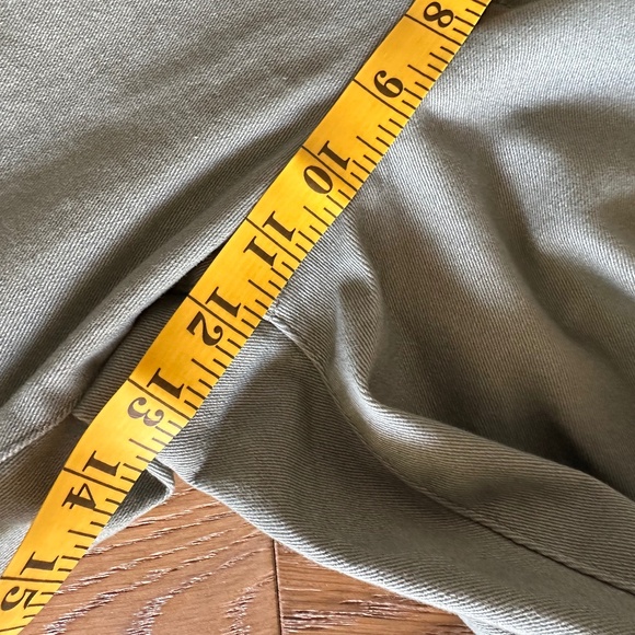 DEMOCRACY 'Ab'Solution Frayed Itty Bitty Flare Jeans - Picture 9 of 13